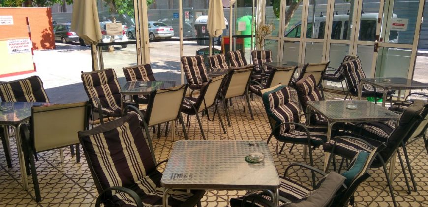Cafe Bar