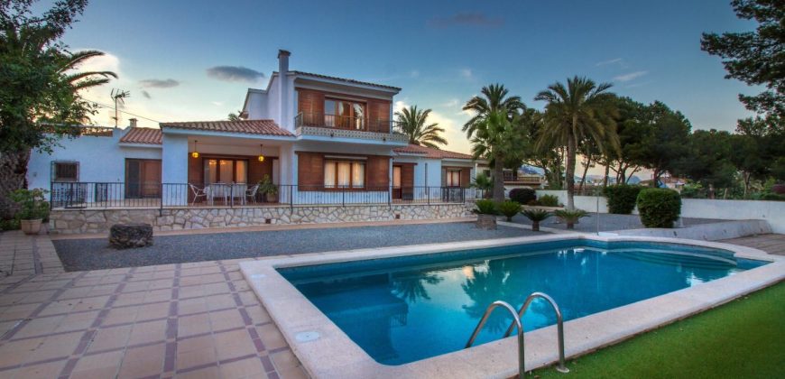 Detached Villa
